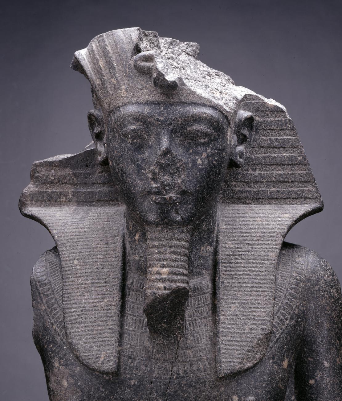 18th Dynasty statue