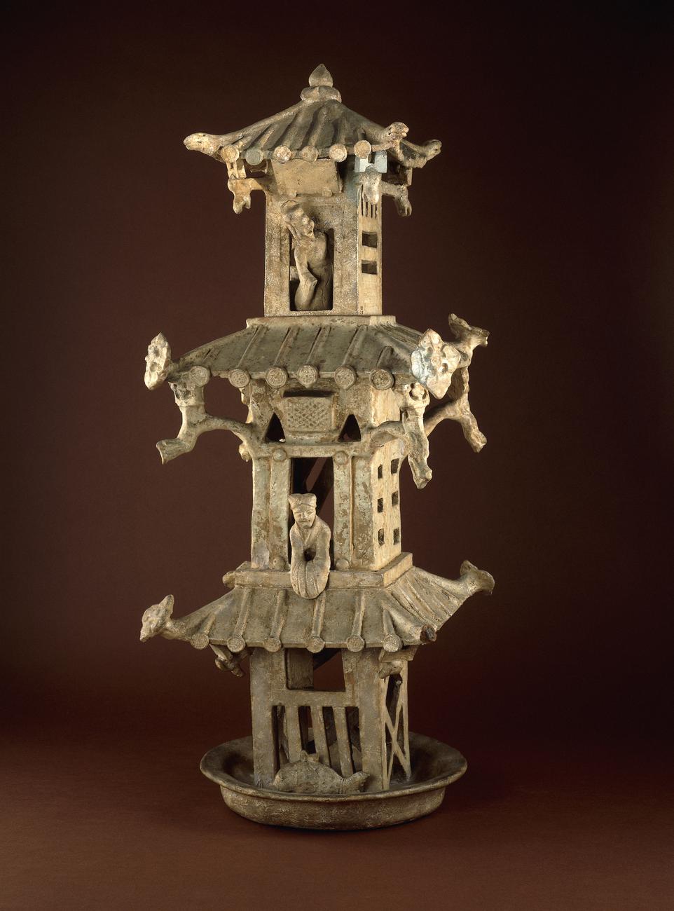 Green lead-glazed pottery watchtower