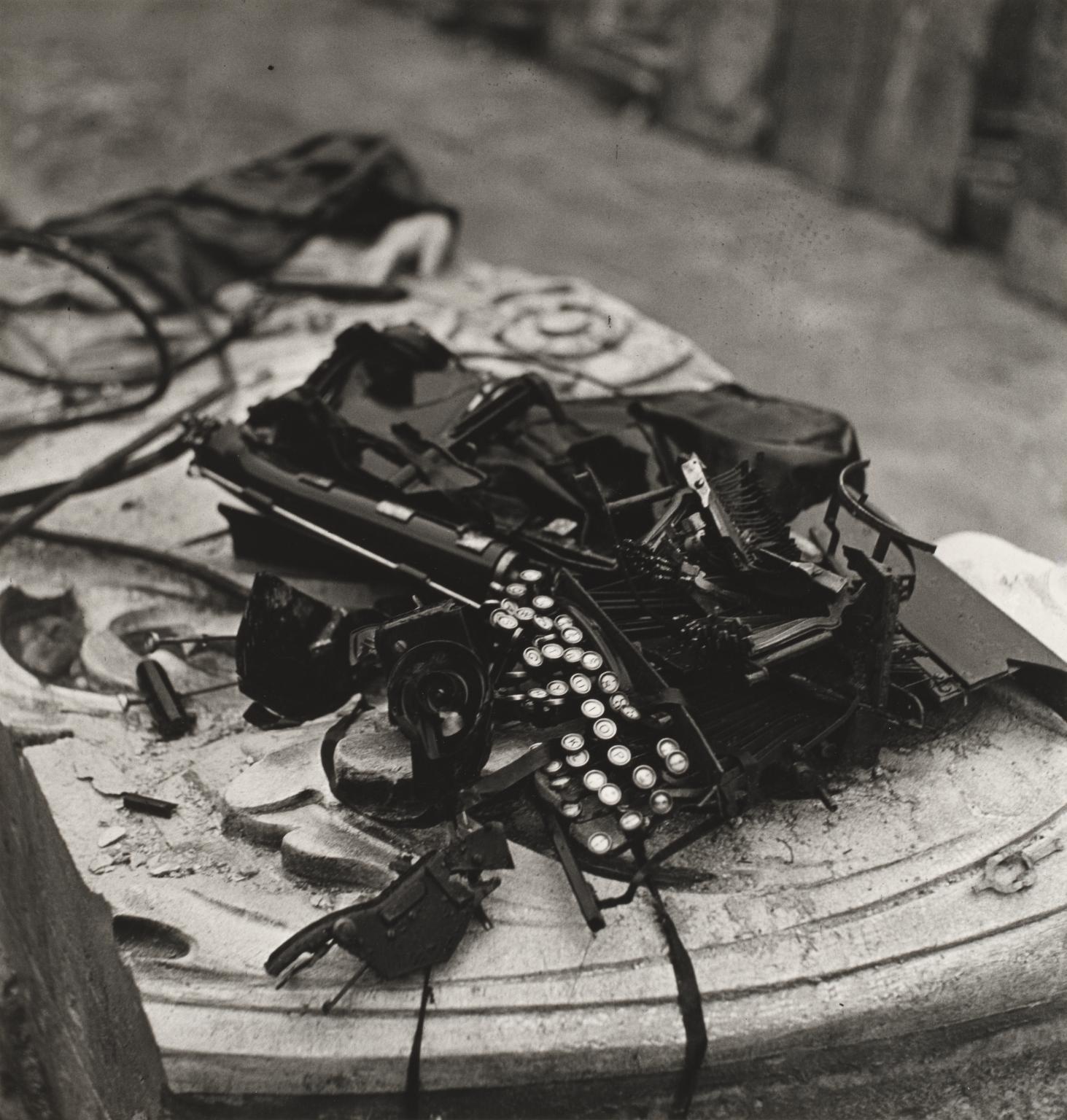 Remington Silent, London, England by Lee Miller