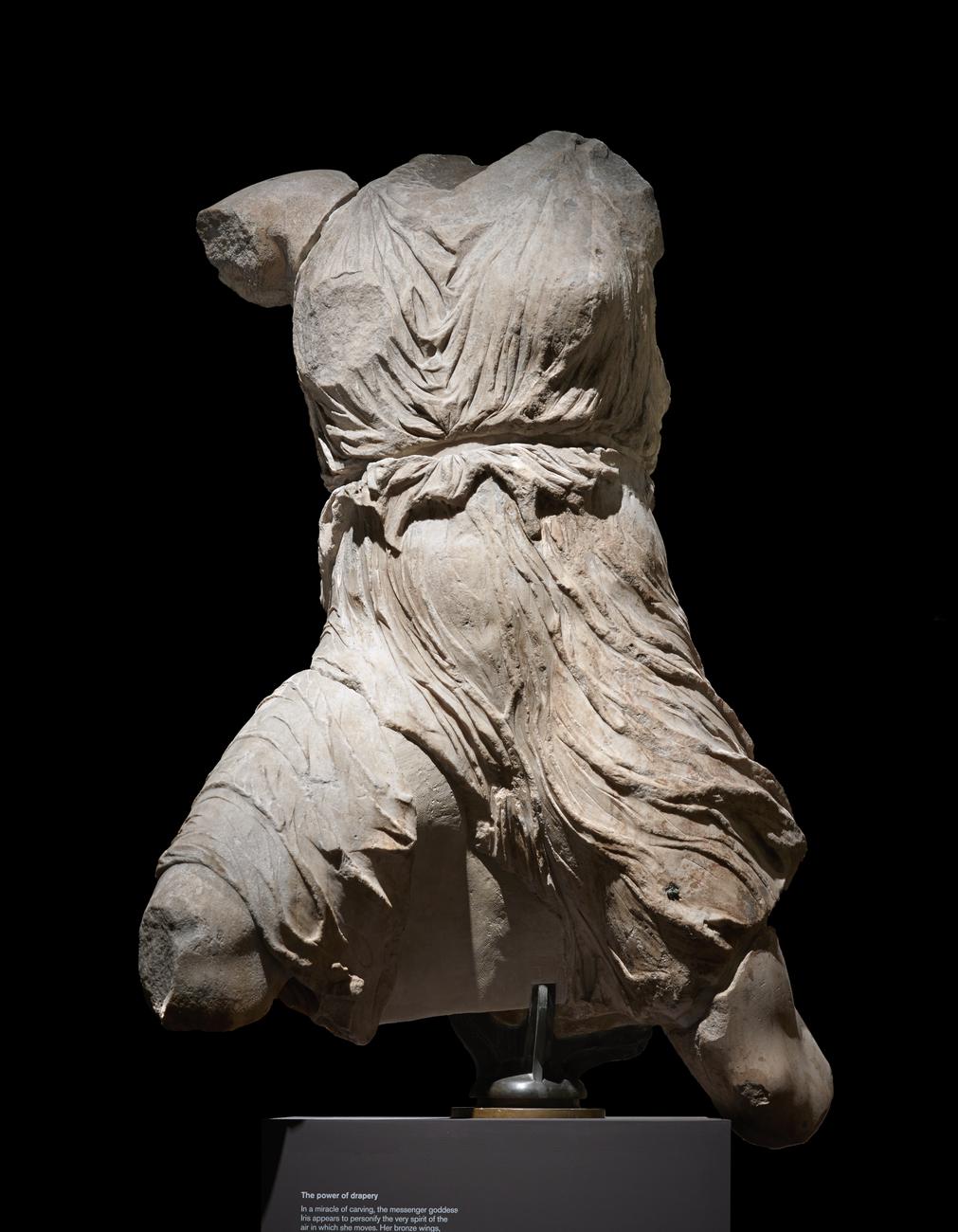 Sculpture of Iris