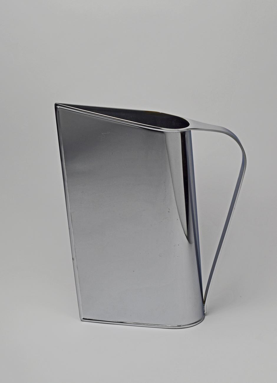 The Normandie Pitcher