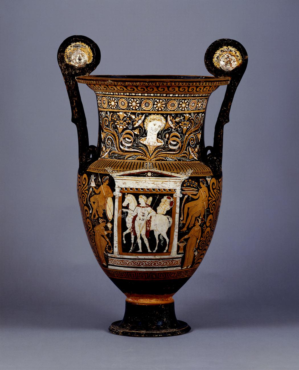 Vase of a warrior and horse